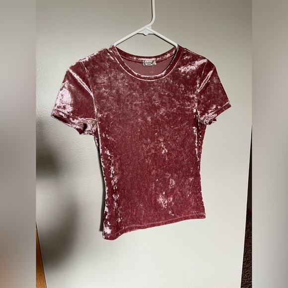 Free people Velvet pink cropped top - Picture 2 of 4
